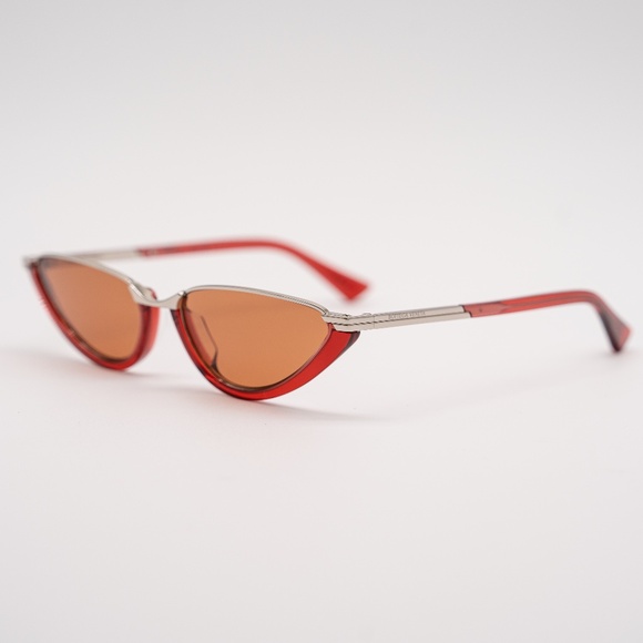 Bottega Veneta Classic Cat Eye Sunglasses BV1346S Red main image 5